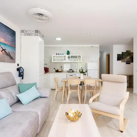 アパート Home2book Stylish Amarilla Golf, Pool&terrace