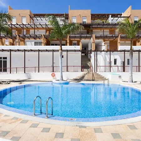 アパート Home2book Stylish Amarilla Golf, Pool&terrace *